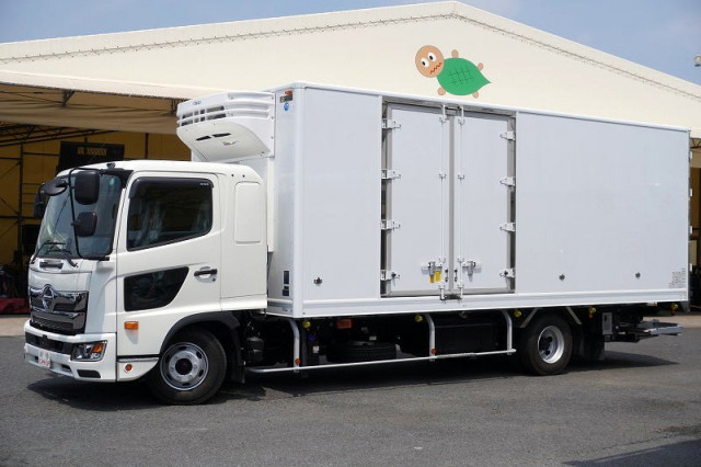 日野 レンジャー 中型 冷蔵冷凍バン 2KG-FD2ABG(108429) 1枚目