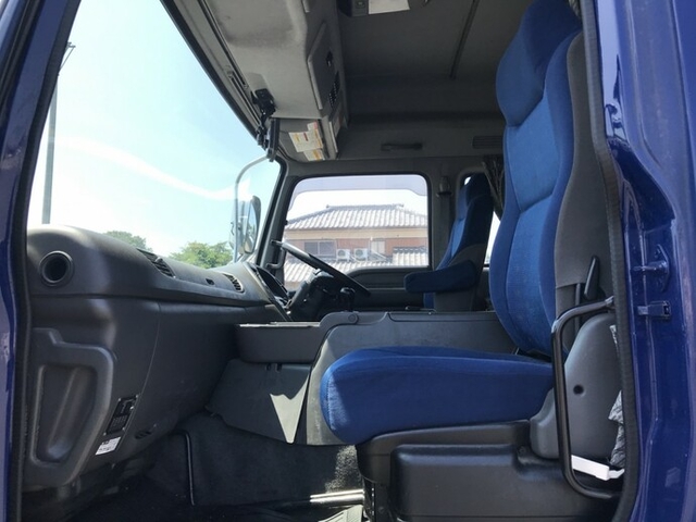 いすゞ ギガ 大型 トラクタ QKG-EXD52AE(7410) 25枚目