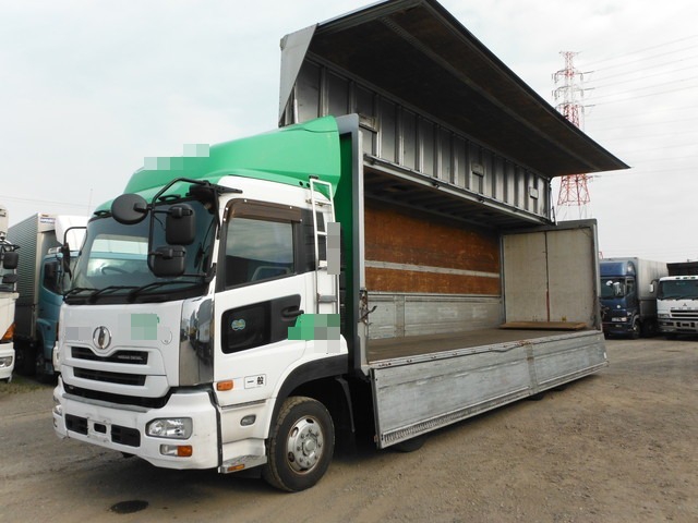 UDトラックス（日産） クオン 大型 ウィング ADG-CG4ZE(3126) 11枚目