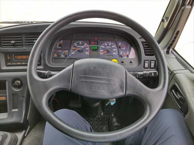 いすゞ ギガ 大型 トラクタ QKG-EXD52AD(10996) 31枚目