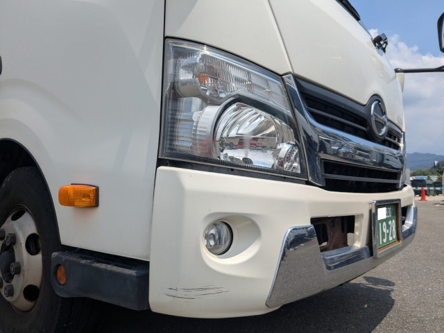 Hino dutro Small Freezer box_body TKG-XZU720M(110822) 25枚目