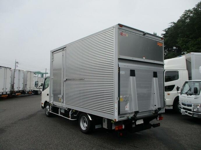 日野 デュトロ 小型 バン 2RG-XZU710M(11704) 4枚目