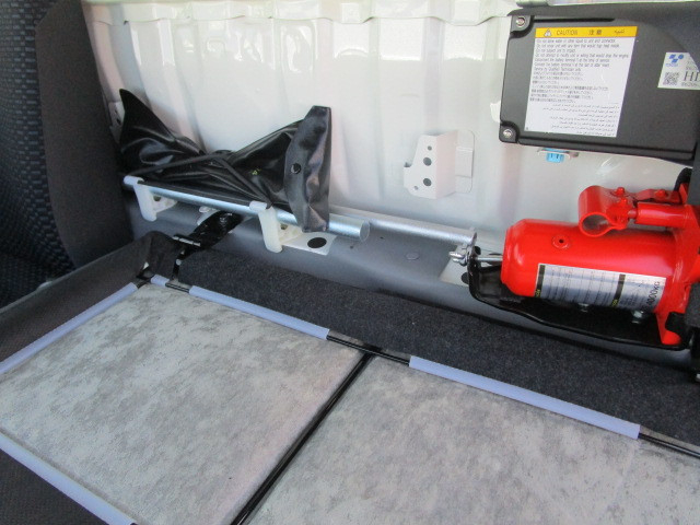 日野 デュトロ 小型 冷蔵冷凍バン 2WG-XZU606N(111650) 23枚目