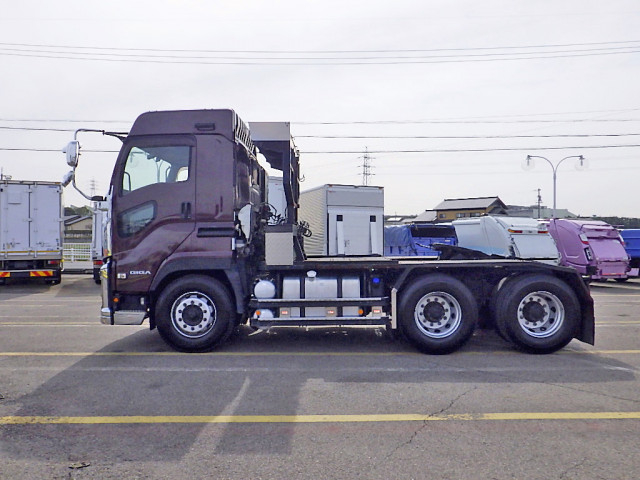 いすゞ ギガ 大型 トラクタ QDG-EXZ52BJ(82090) 4枚目