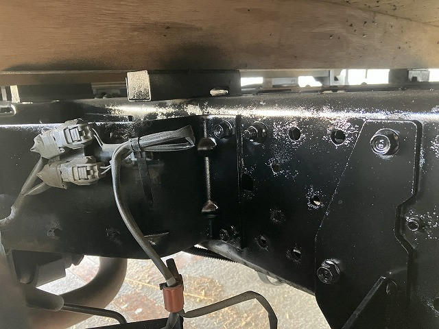 いすゞ エルフ 小型 平ボディ TPG-NHS85A(112879) 33枚目