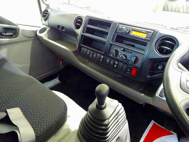 日野 デュトロ 小型 平ボディ 2PG-XZU720M(99458) 9枚目