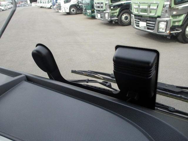 三菱ふそう ファイター 中型 コンテナ専用車 2KG-FK72F(9566) 27枚目