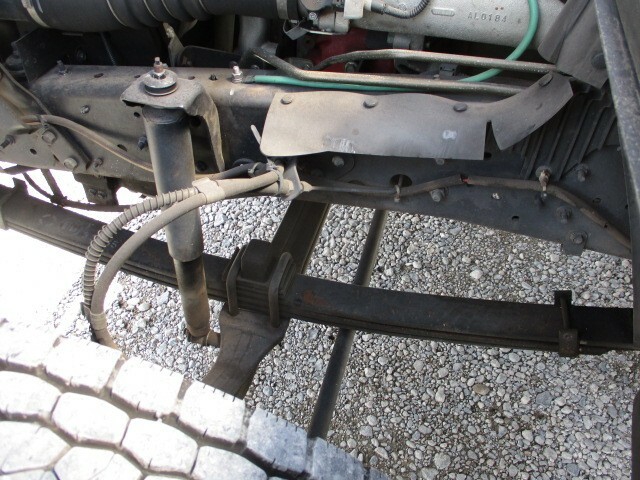 UDトラックス（日産） コンドル 中型 平ボディ（クレーン付） BDG-MK37D(9295) 17枚目