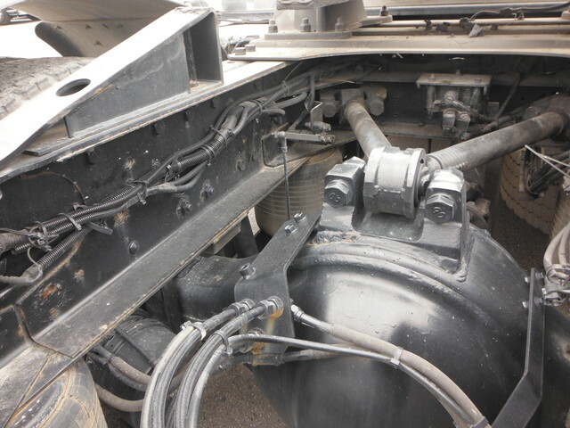 UDトラックス（日産） クオン 大型 トラクタ LKG-GK5XAB(35324) 38枚目