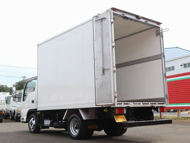 いすゞ エルフ 小型 バン TPG-NHR85AN(113565) 31枚目