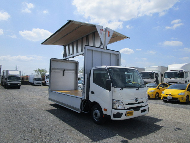 日野 デュトロ 小型 ウィング 2WG-XZU713M(113697) 2枚目