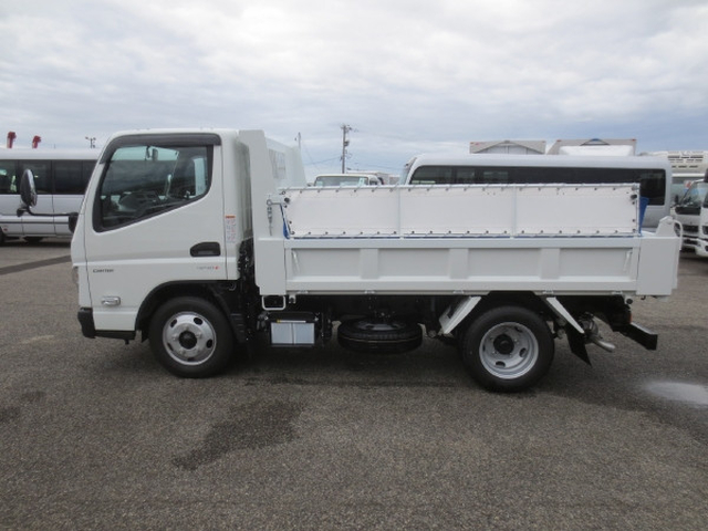 三菱ふそう キャンター 小型 土砂ダンプ 2RG-FBA60(113570) 9枚目