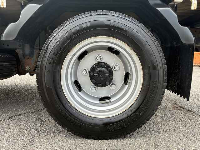 いすゞ エルフ 小型 平ボディ TRG-NHR85A(110215) 27枚目