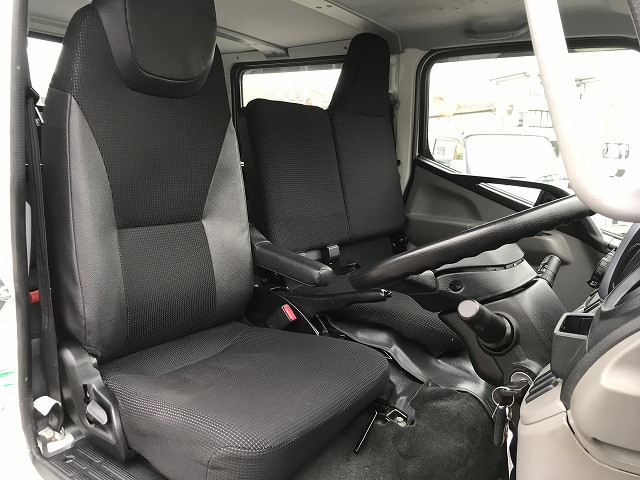 三菱ふそう キャンター 小型 Wキャブ TPG-FDA00(110105) 33枚目