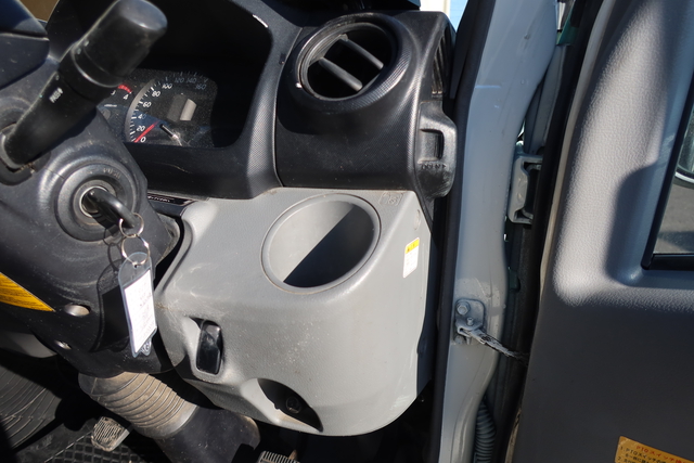 トヨタ ダイナ 小型 塵芥車（回転式） TKG-XZU600H(108205) 79枚目