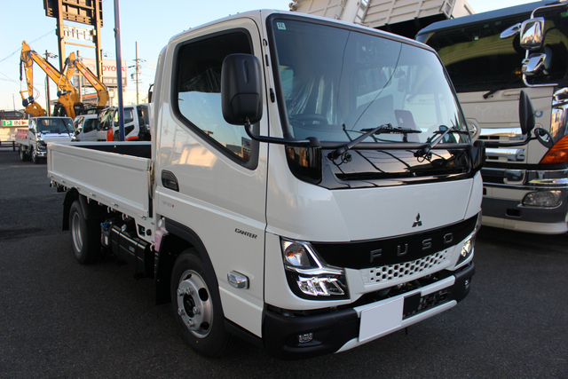 三菱ふそう キャンター 小型 平ボディ 2RG-FBA20(104997) 1枚目