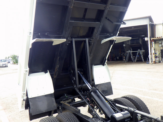いすゞ エルフ 小型 土砂ダンプ 2RG-NKR88AT(111554) 10枚目