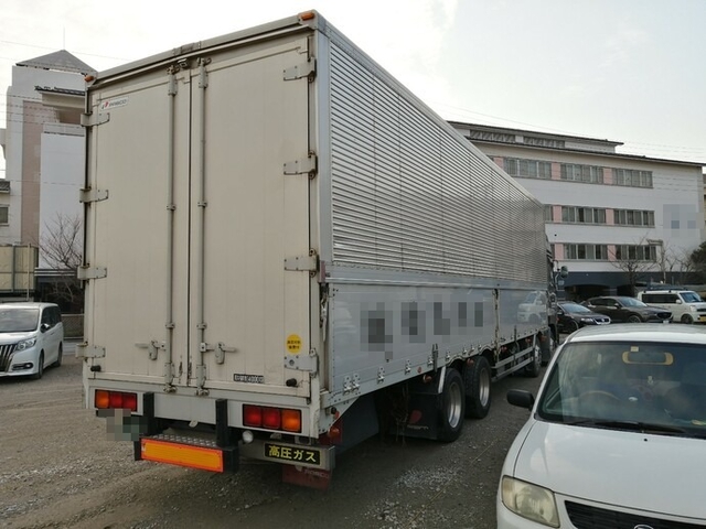 UDトラックス（日産） クオン 大型 ウィング ADG-CG4ZA(5393) 7枚目