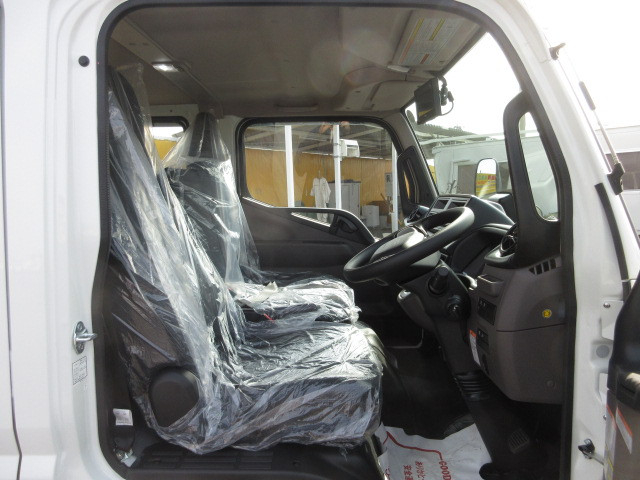 Mitsubishi Fuso canter Small Double cab 2RG-FBA20(88746) 13枚目