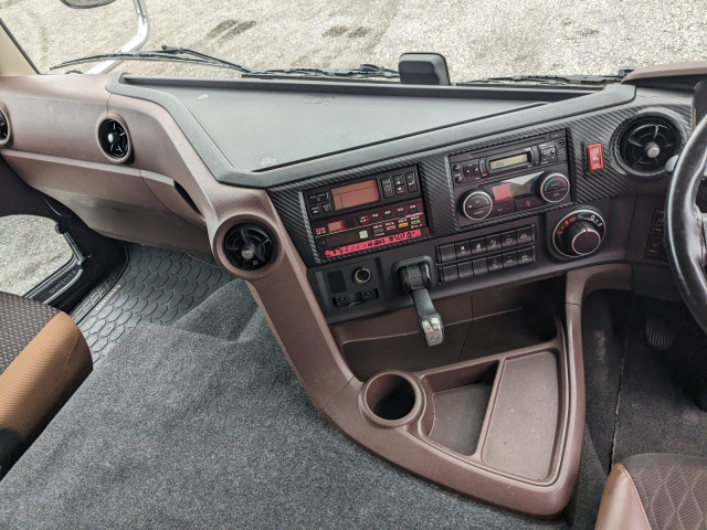 日野 プロフィア 大型 冷蔵冷凍バン 2DG-FR1AHG(112599) 28枚目