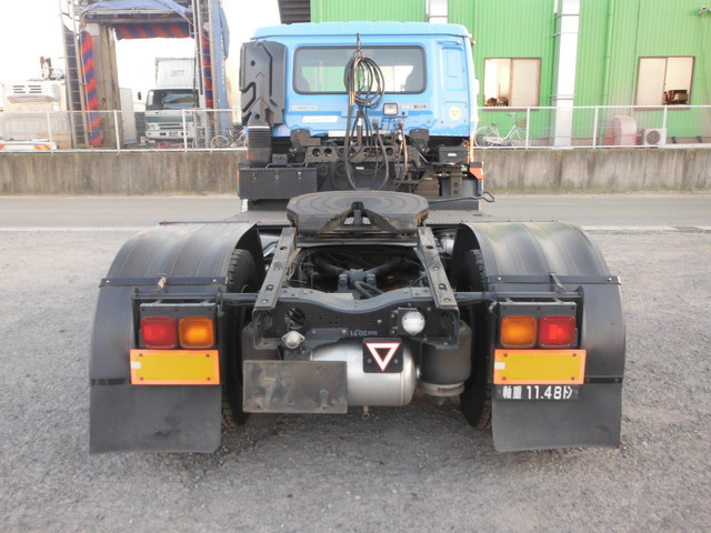 UDトラックス（日産） ビッグサム 大型 トラクタ KL-CK482BAT(1121) 6枚目