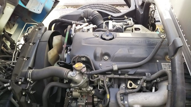 三菱ふそう キャンター 小型 バン BKG-FE74BV(3589) 9枚目