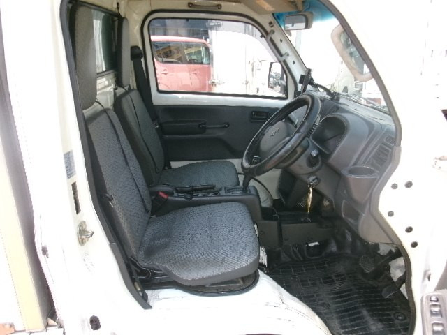スズキ キャリィ 軽 冷蔵冷凍バン EBD-DA16T(112976) 8枚目