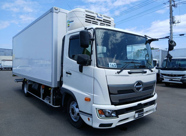 日野 レンジャー 中型 冷蔵冷凍バン 2KG-FC2ABA(109745) 3枚目
