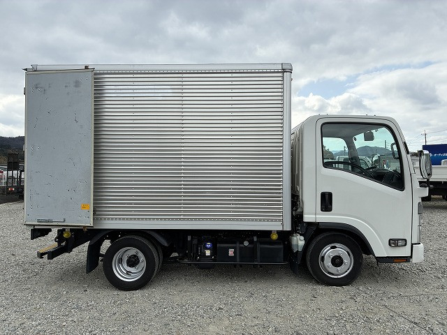 いすゞ エルフ 小型 バン 2RG-NLR88AN(99545) 12枚目