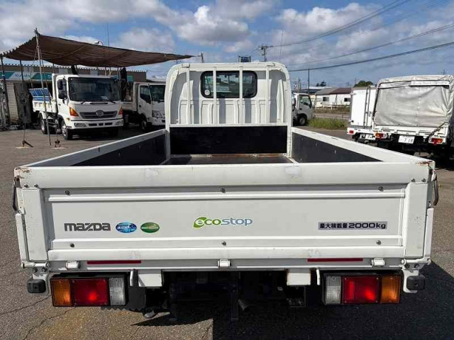 マツダ タイタン 小型 平ボディ 2RG-LKS88A(112747) 10枚目
