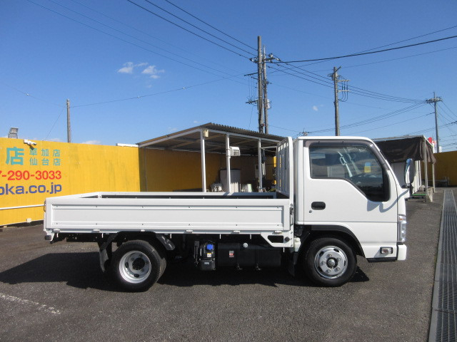 いすゞ エルフ 小型 平ボディ 2RG-NHR88A(113970) 6枚目
