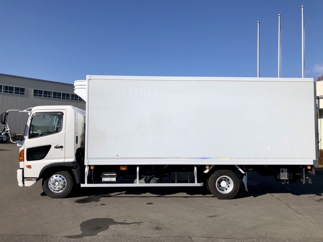 日野 レンジャー 中型 冷蔵冷凍バン TKG-FC9JJAA(60832) 4枚目