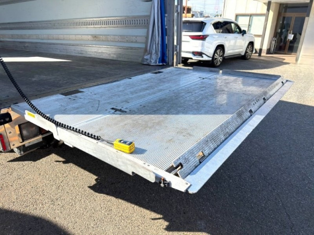 日野 レンジャー 中型 冷蔵冷凍バン 2KG-FC2ABG(112736) 5枚目