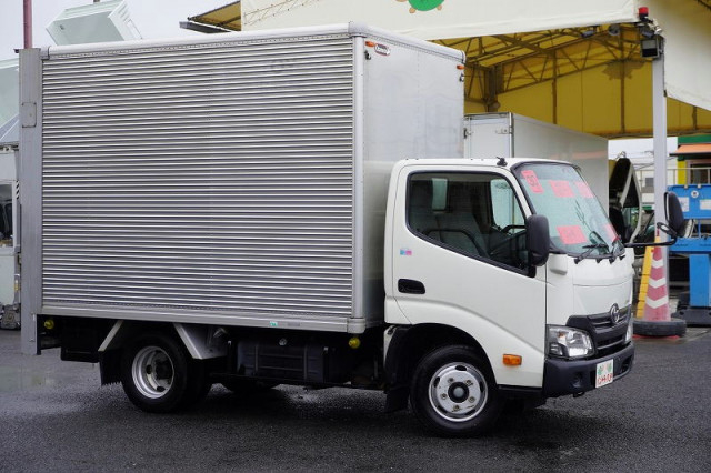 トヨタ ダイナ 小型 バン TPG-XZU605(110733) 6枚目