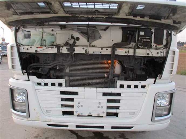 いすゞ ギガ 大型 トラクタ QKG-EXD52AE(37774) 24枚目
