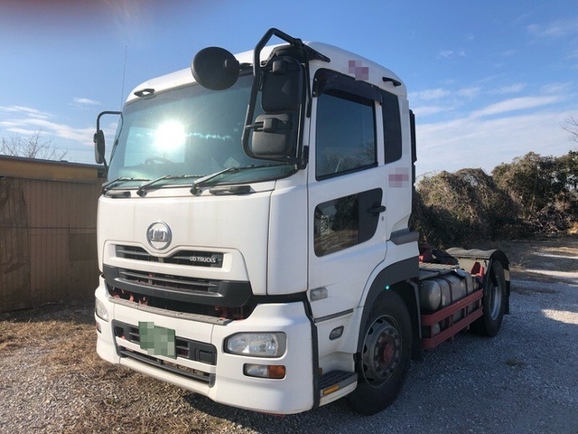 UDトラックス（日産） クオン 大型 トラクタ LKG-GK5XAB(5493) 1枚目