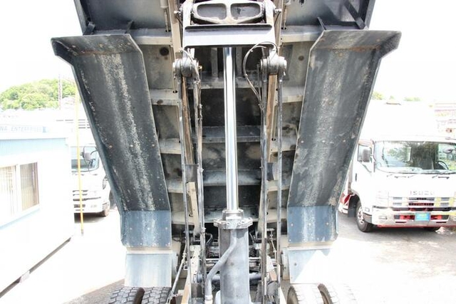 Isuzu giga Large Soil dump QKG-CXZ77AT(11823) 37枚目