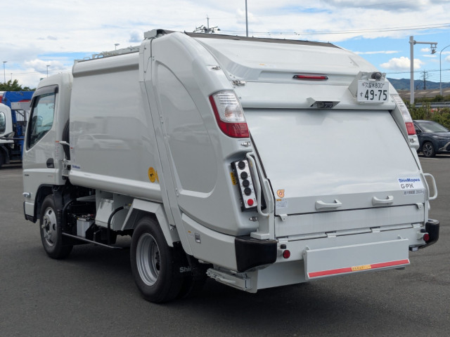 三菱ふそう キャンター 小型 塵芥車（プレス式） 2RG-FEAV0(111469) 4枚目