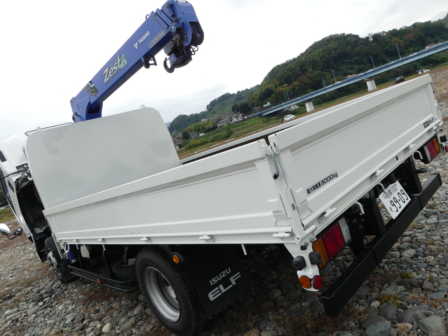 いすゞ エルフ 小型 平ボディ（クレーン付） TPG-NPR85AN(57796) 59枚目