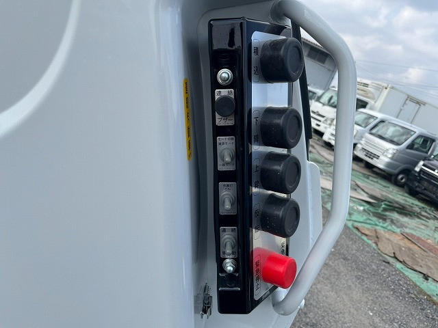 三菱ふそう キャンター 小型 塵芥車（プレス式） 2RG-FEAV0(112956) 15枚目