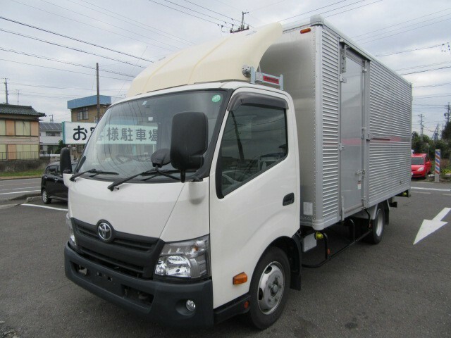 トヨタ ダイナ 小型 バン TKG-XZU710(8373) 1枚目