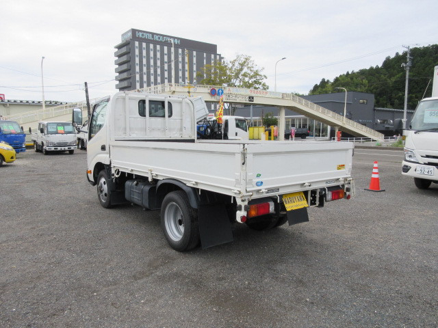 トヨタ ダイナ 小型 平ボディ 2DG-XZC675(112258) 3枚目
