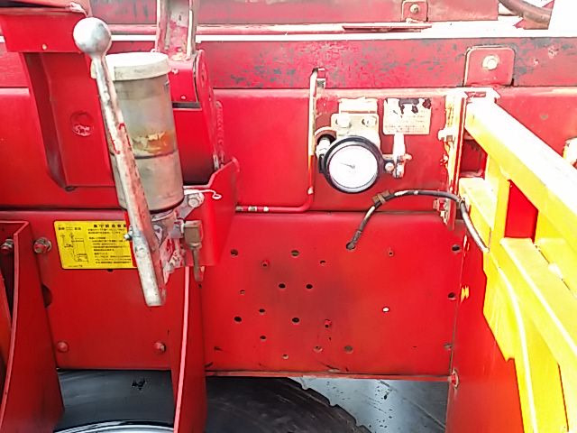 UDトラックス（日産） クオン 大型 土砂ダンプ ADG-CW4XL(9323) 81枚目