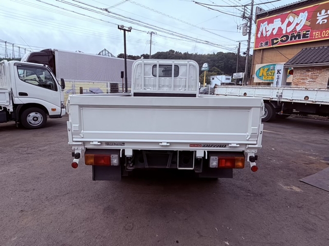 日野 デュトロ 小型 平ボディ TPG-XZU605M(113623) 6枚目