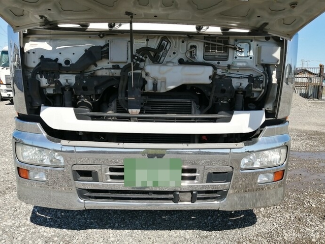 UDトラックス（日産） クオン 大型 トラクタ QKG-GK5XAB(5625) 34枚目