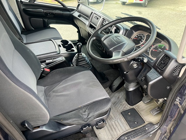 日野 レンジャー 中型 バン TKG-FD9JLAA(113992) 18枚目