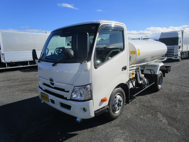 日野 デュトロ 小型 高圧洗浄車 2KG-XZU700M(105272) 1枚目