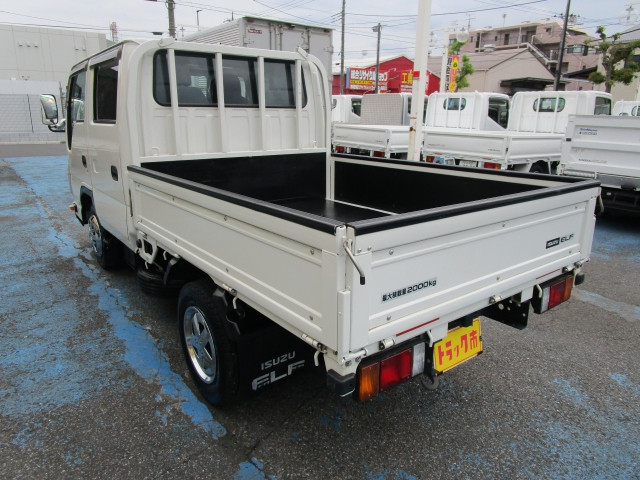 いすゞ エルフ 小型 Wキャブ 2RG-NJR88A(109070) 15枚目