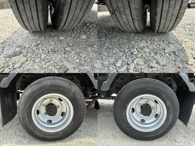 マツダ タイタン 小型 平ボディ（クレーン付） BDG-LMR85AR(110190) 15枚目