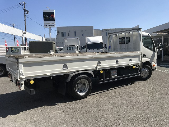 トヨタ ダイナ 小型 Wキャブ 2RG-XZU650(102192) 6枚目